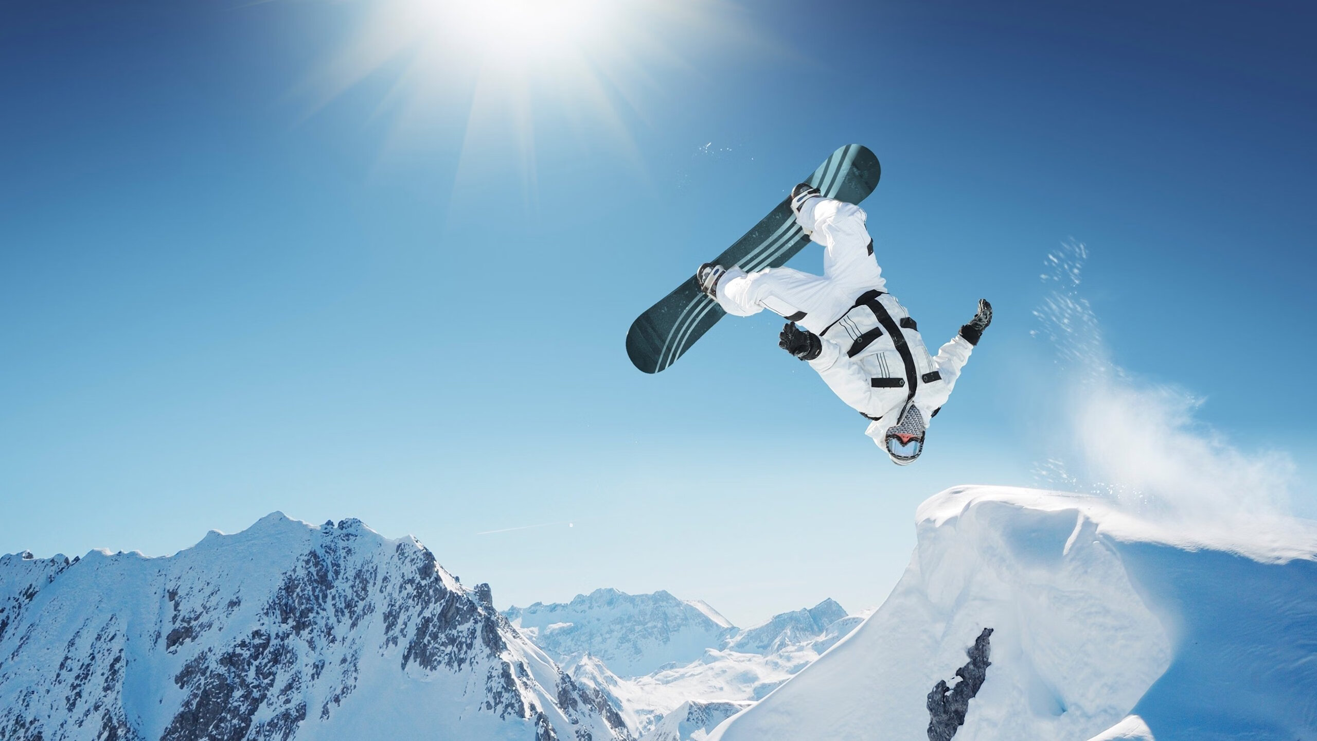 爱游戏体育平台-墨西哥跳水技术动作控制精准，墨西哥跳水选手欲跳又止 随后一幕气得教练转身离场